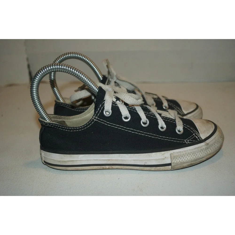 Converse Chuck Taylor All Star Low Top Black White SZ 1 Unisex Kids Toddler- U20